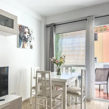 Hanami Avenida De Espana 1c Апартаменты